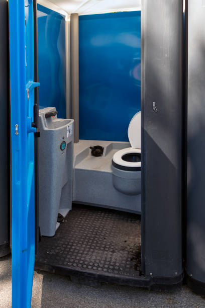 Best Porta potty rental near me  in Lake Lakengren, OH